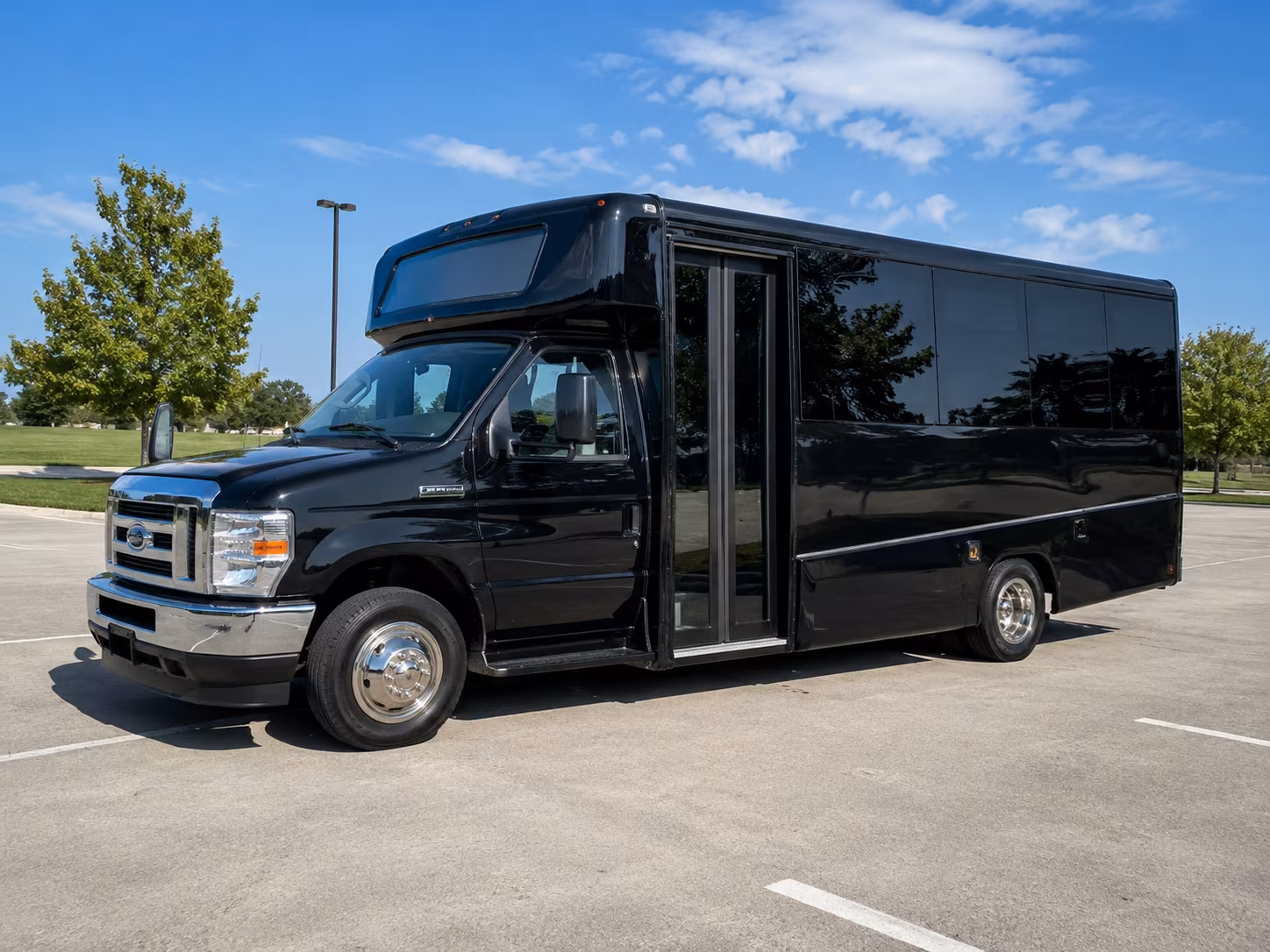 Clarksville Airport Shuttle & Transportation party bus exterior