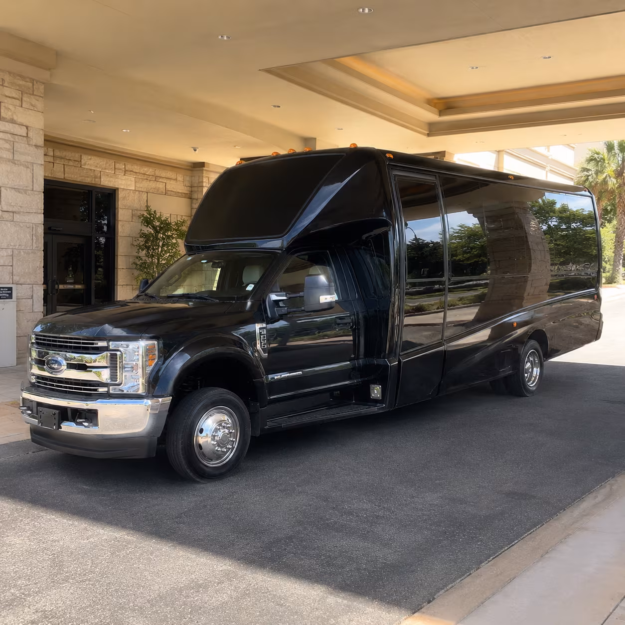 Clarksville Prom & Homecoming Transportation party bus exterior