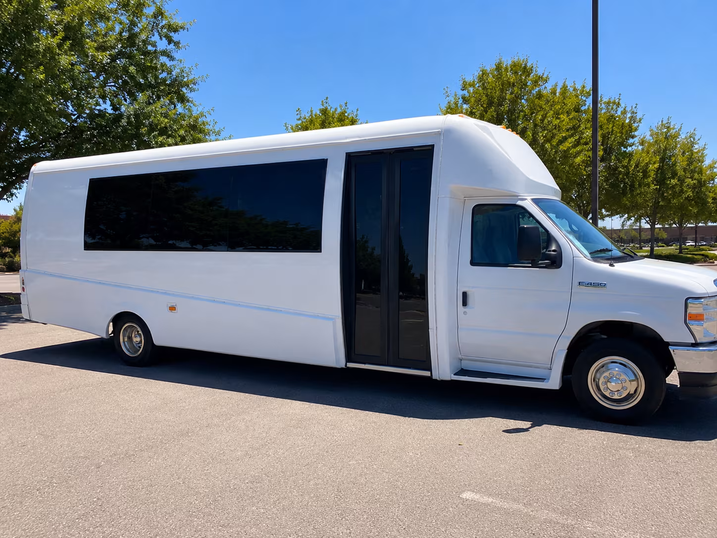 Jackson Birthday, Sweet 16, & Quinceañera Party Bus Rentals