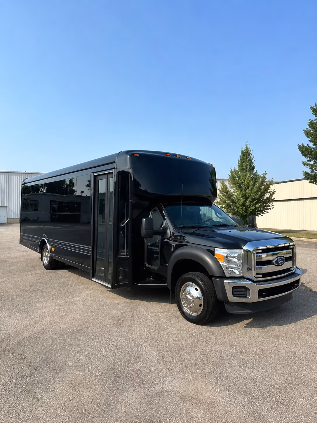 Louisville Homecoming & Prom Party Bus Rentals