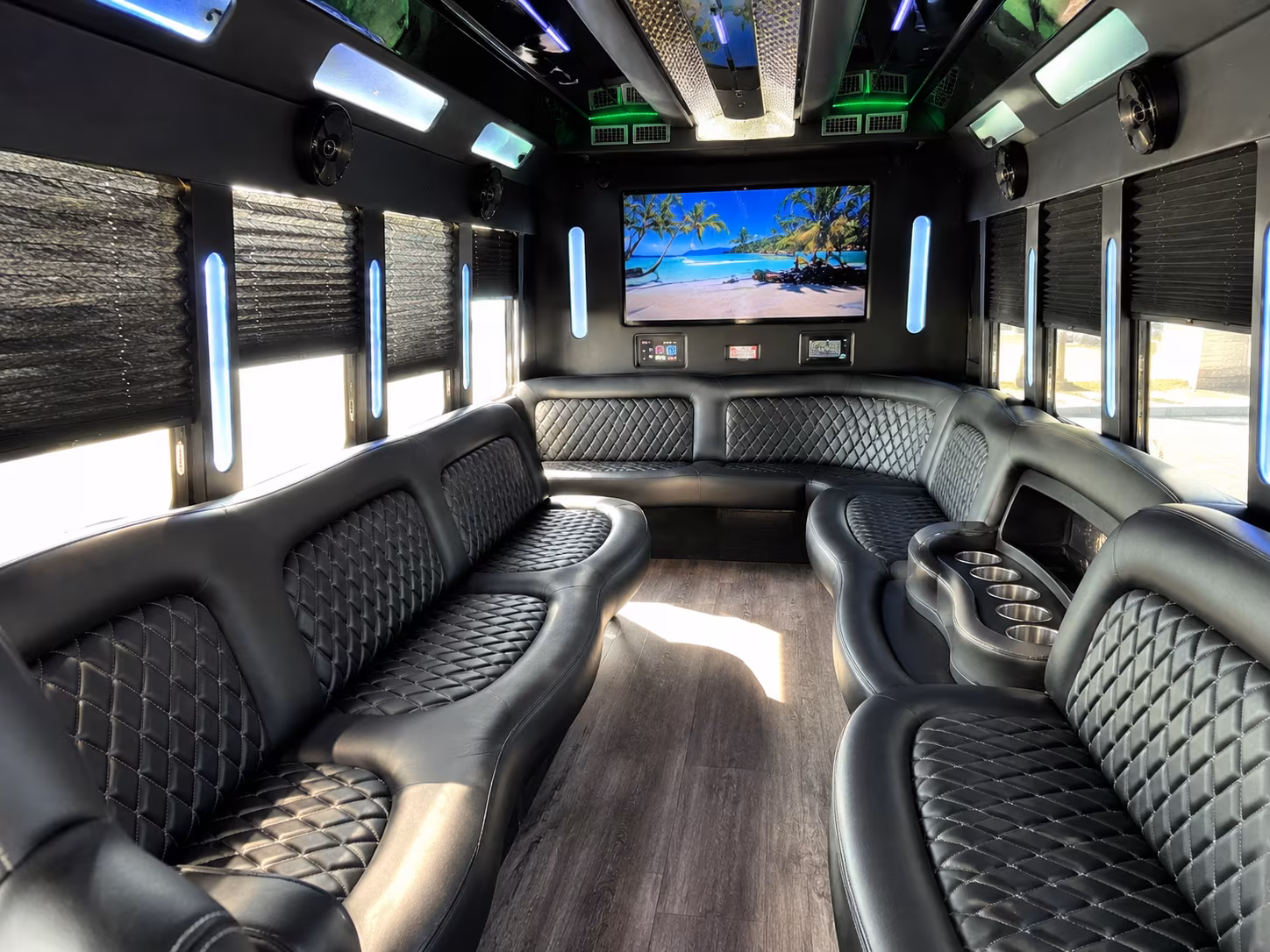 Owensboro Birthday, Sweet 16, & Quinceañera Party Bus Rentals